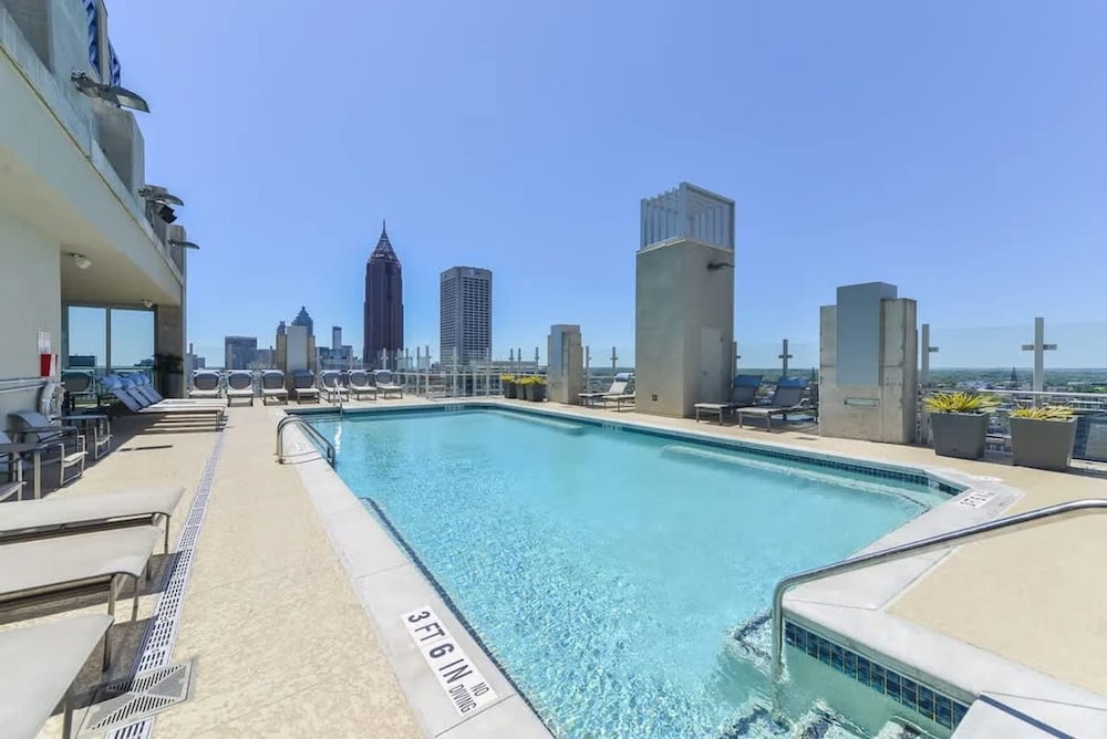 Midtown Luxepad 1b1b Rooftop Lounge Pool Gym Xbox