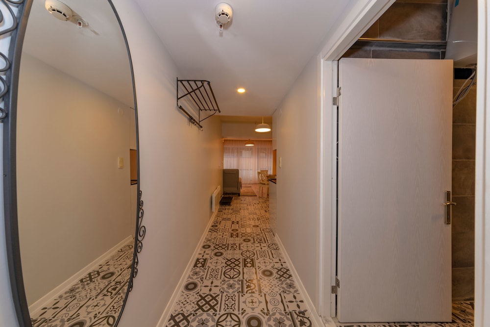 Feri Suites - Image 33