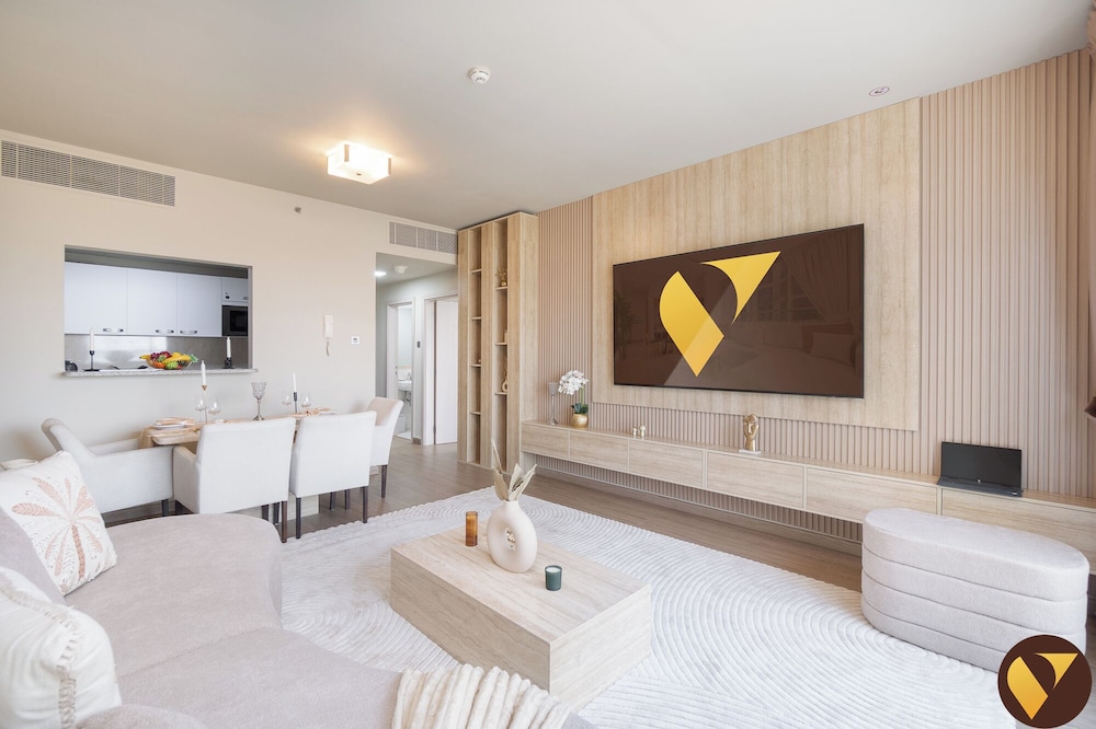 Stylish Peaceful in JVC full Amenities