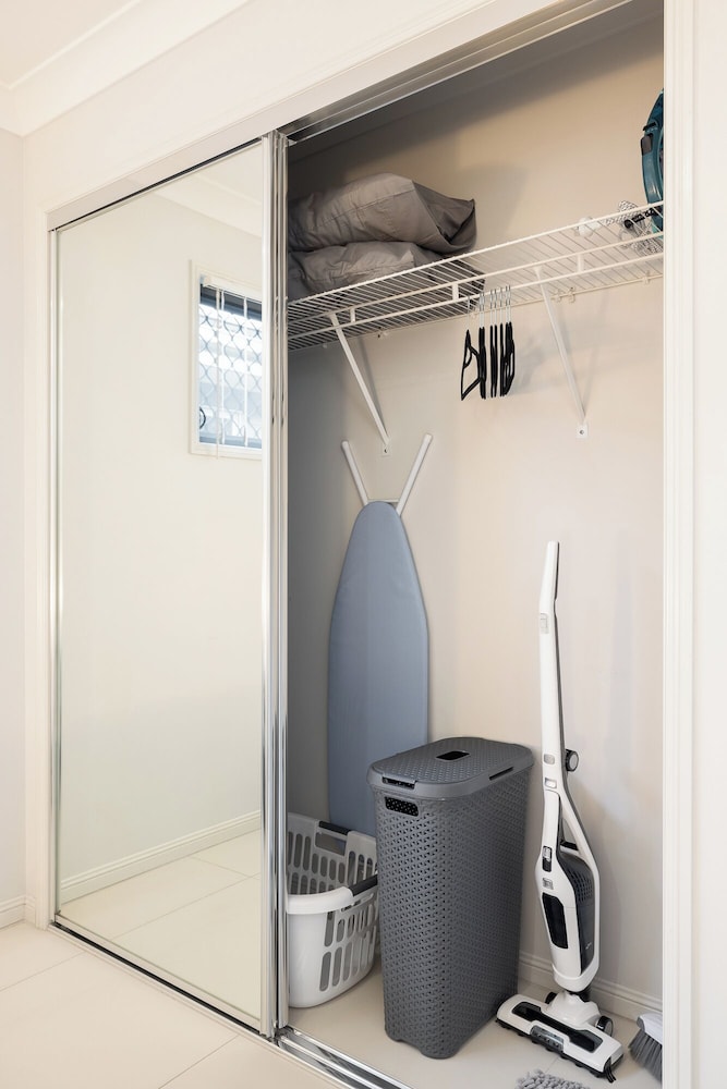 Smart Suites Self Check-in Apartments - 18 Darnley