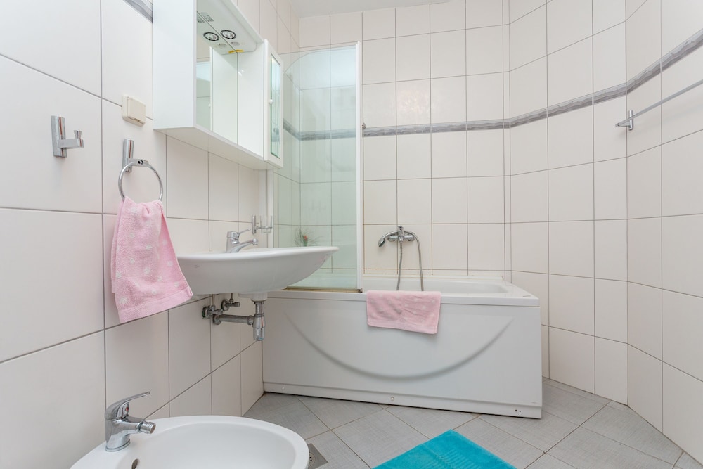 Burum Apartments