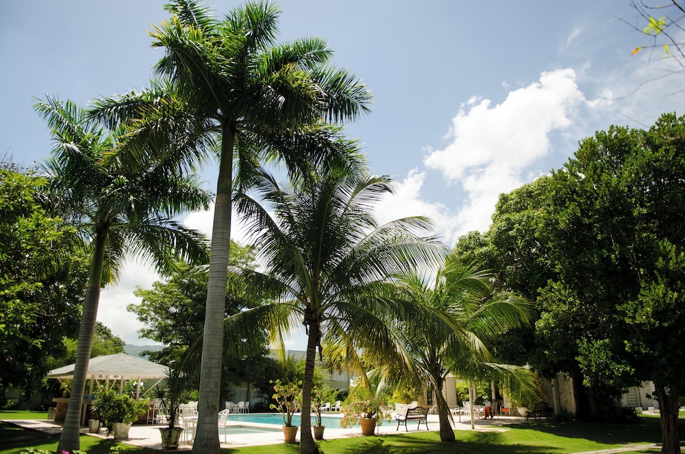 Seawind On the Bay - Apartments