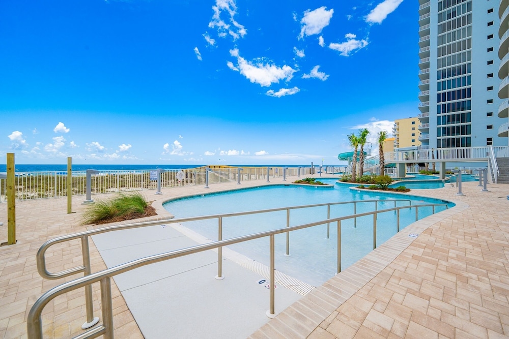 Phoenix Gulf Shores Ii 1702 3 Bedroom Condo