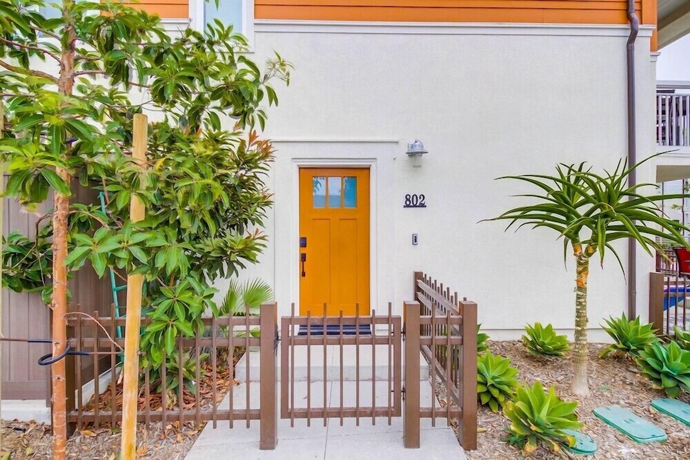 Santa Barbara Loft