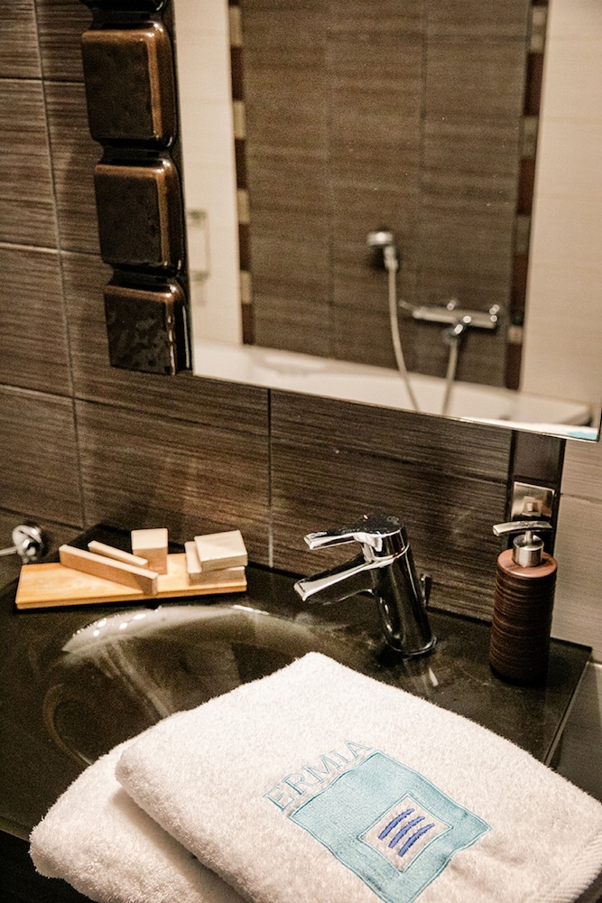 Stigmes Villas & Suites