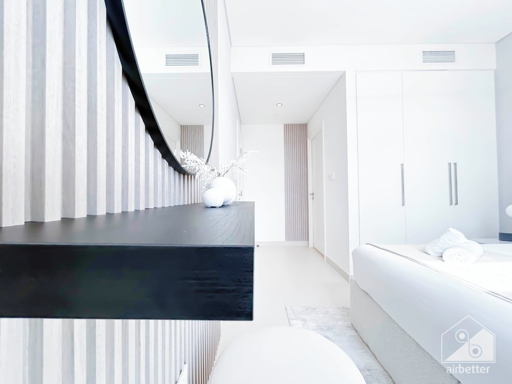 Luxurious 2B Apartment at Burj Crown Downtown