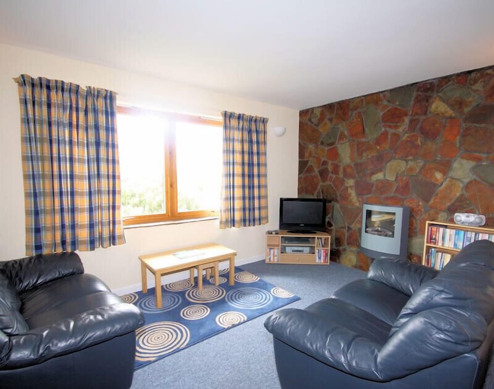 Polzeath Court 4