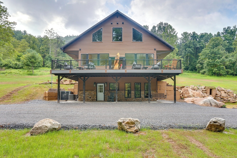 Resting Eagle Cabin w/ Mtn Views in PA Wilds
