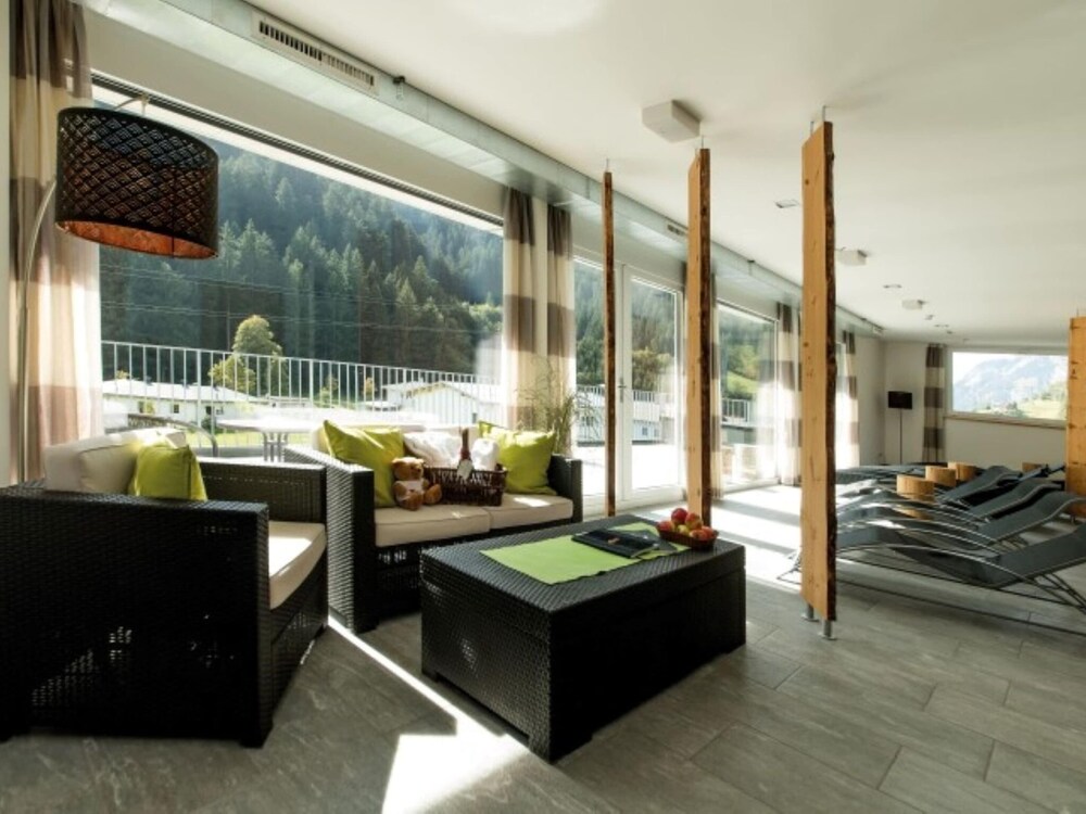 Majestic Apartment in Klosterle With Sauna on the Arlberg Met Terras