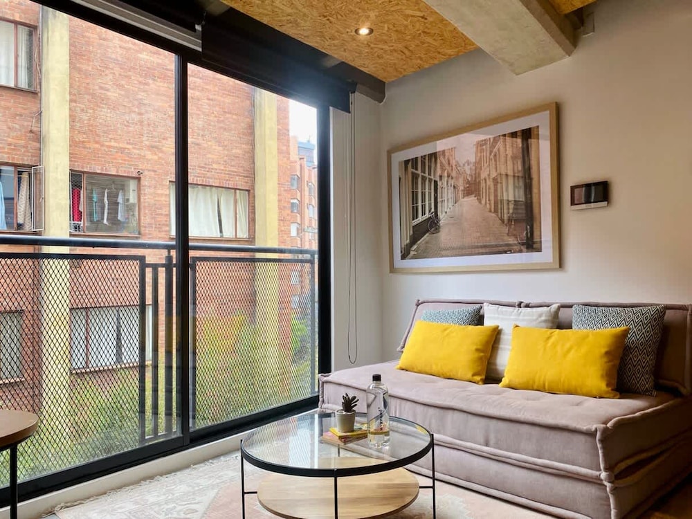 Panoramic 1 BR in Chapinero