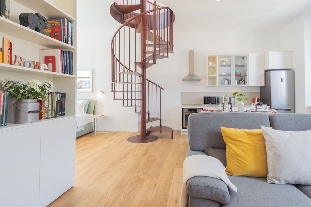 Rooftop Nest in Como City Center by Rent all Como