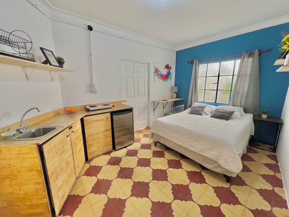 Hostal Urban