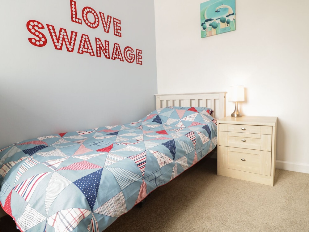 Swanage Bay Apartment view 2