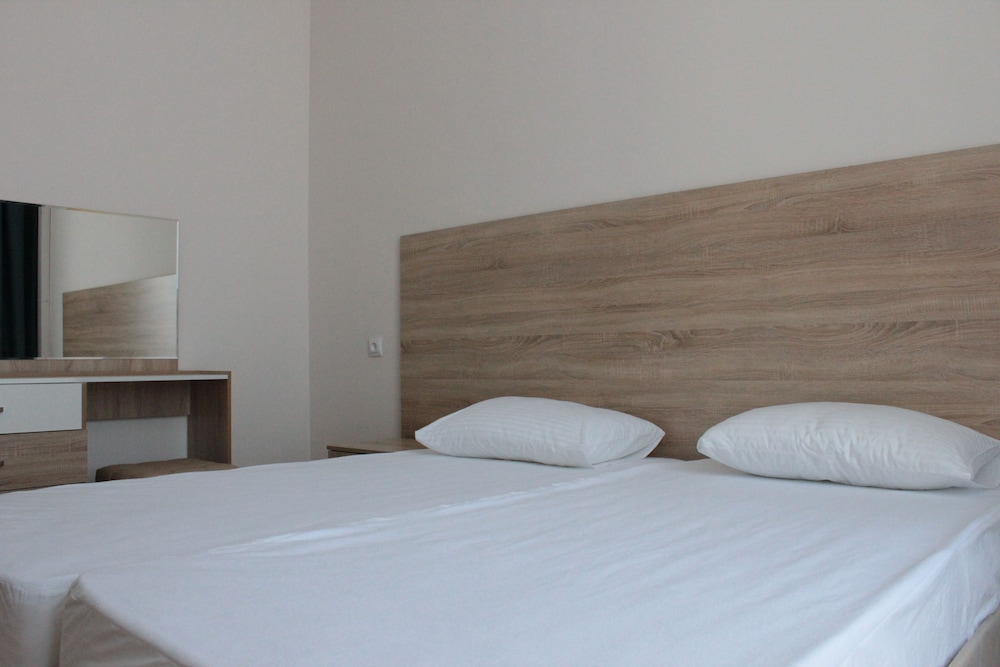 Apartment on Bulvar Nadezhd 4-1, ap. 101 view 2
