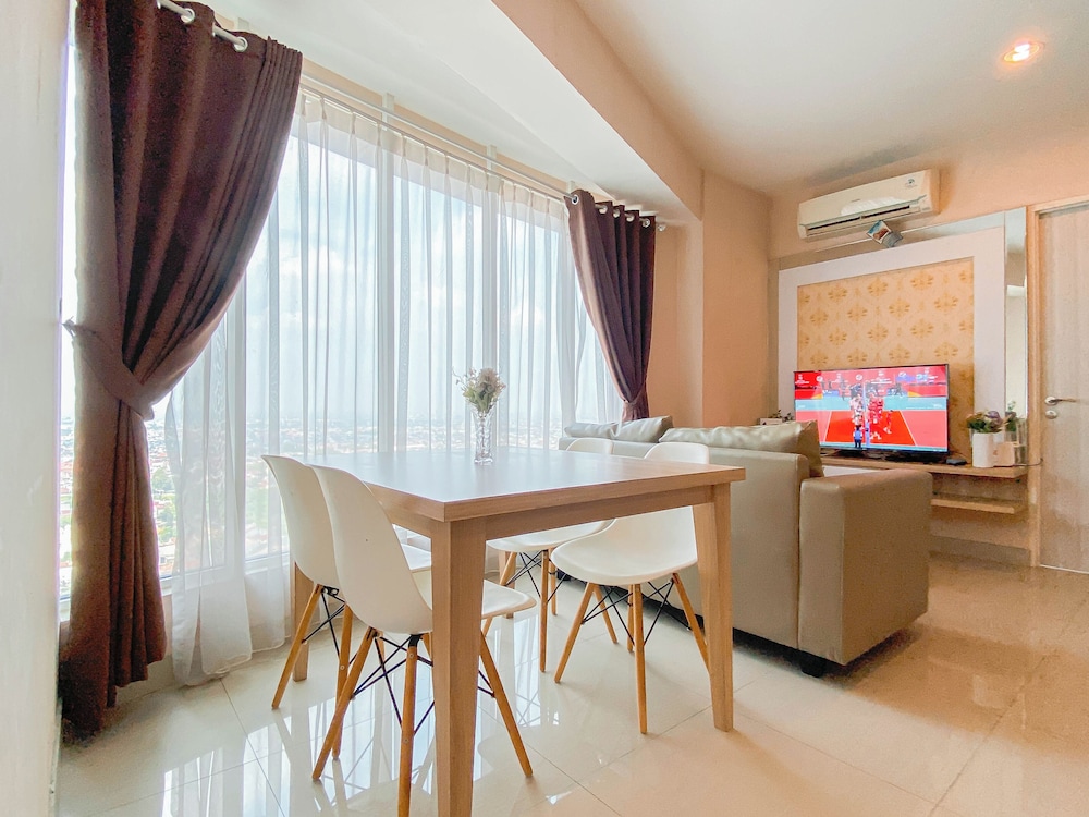 Simple And Homey 2Br At Grand Kamala Lagoon Apartment