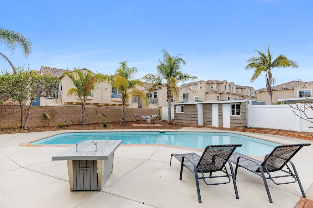 California Dreamin by Avantstay Private Pool Fire Pit Near the Beach
