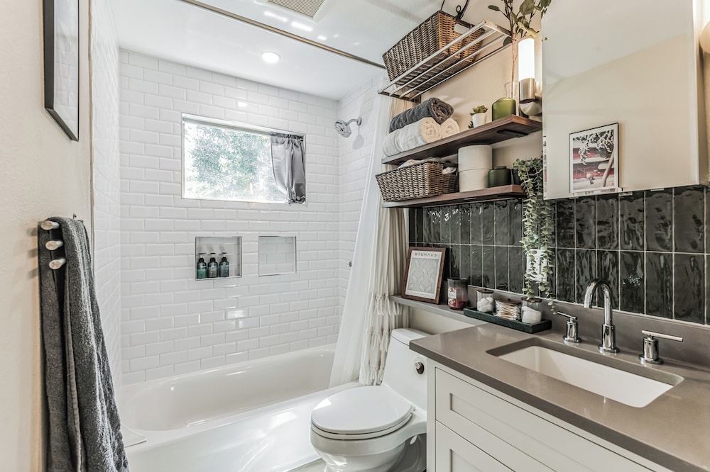 Garden District Duplex, photo 21