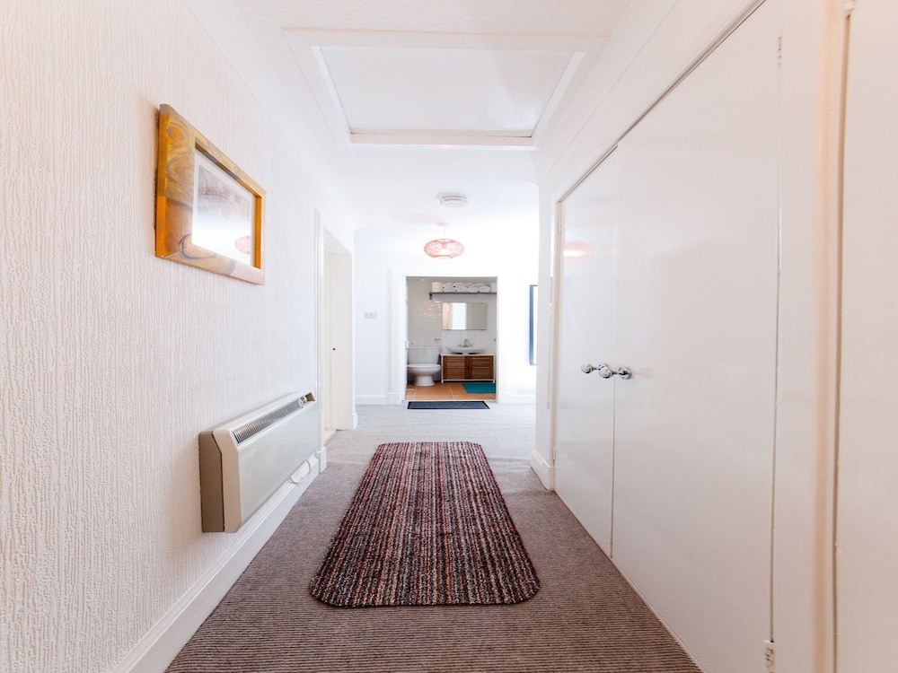 Leith Apartments