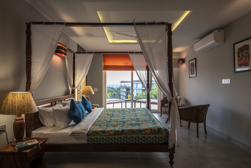 Captain's Quarters by Iksha view 2