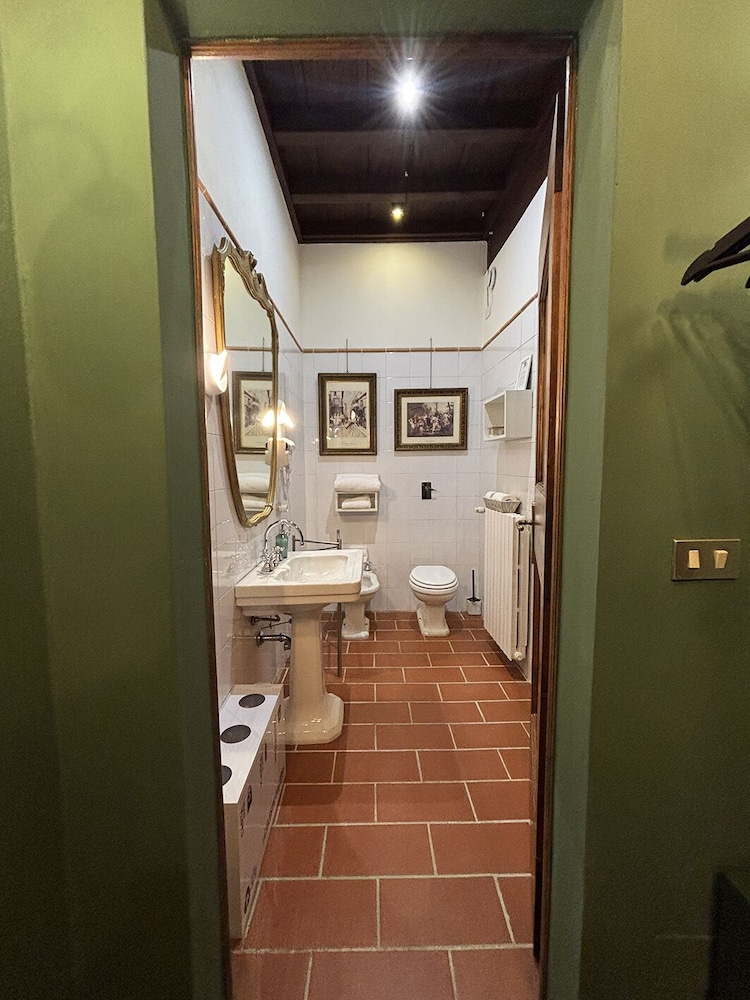 La Celeste Galeria