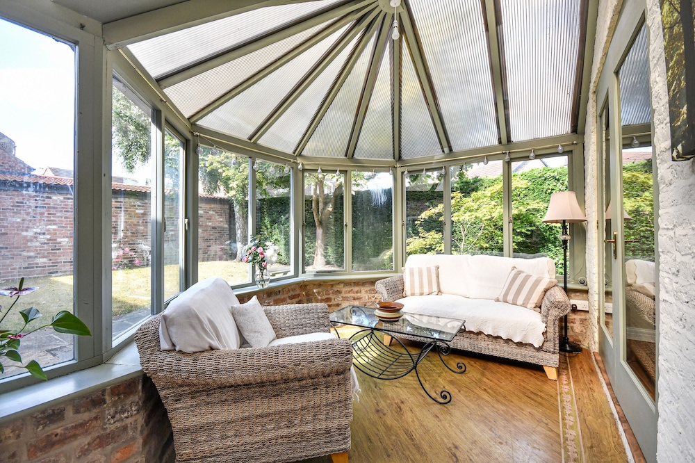 Dovecote Farm House