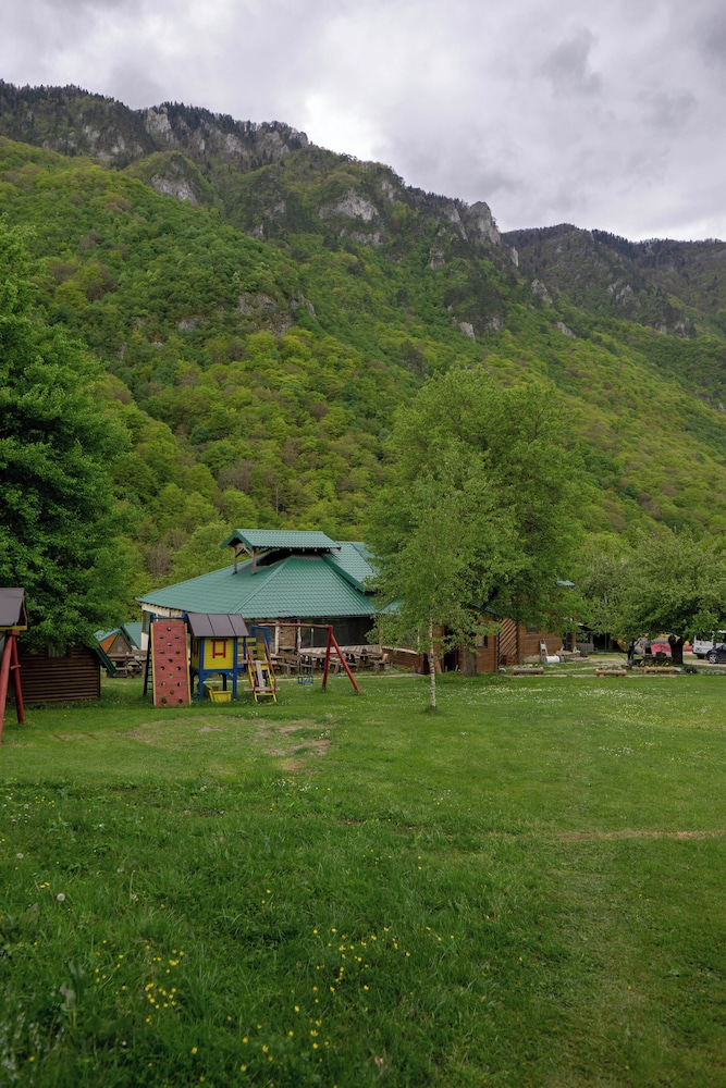 Rafting Camp Grand Tara
