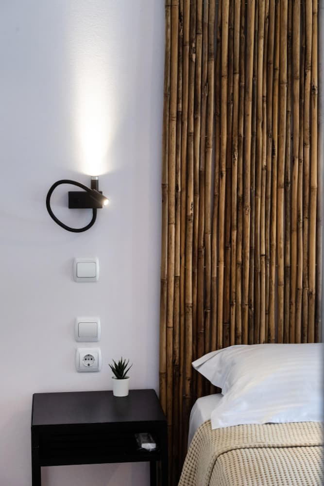 Drakatos Apartment 1B X
