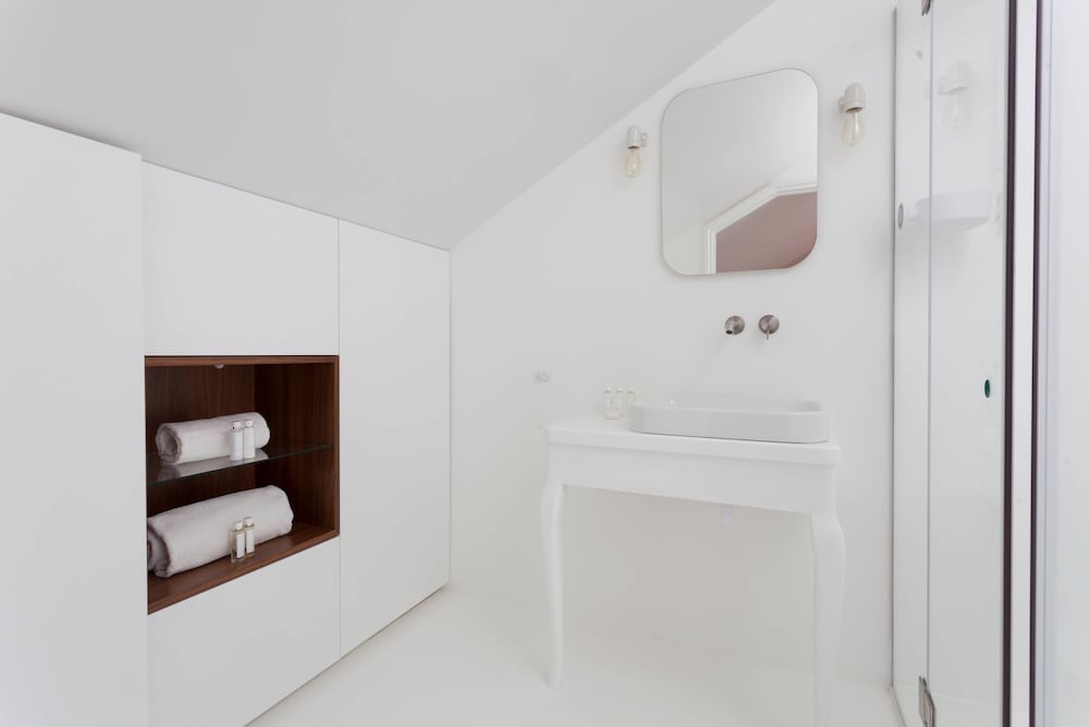 Ardilaun Road by Onefinestay