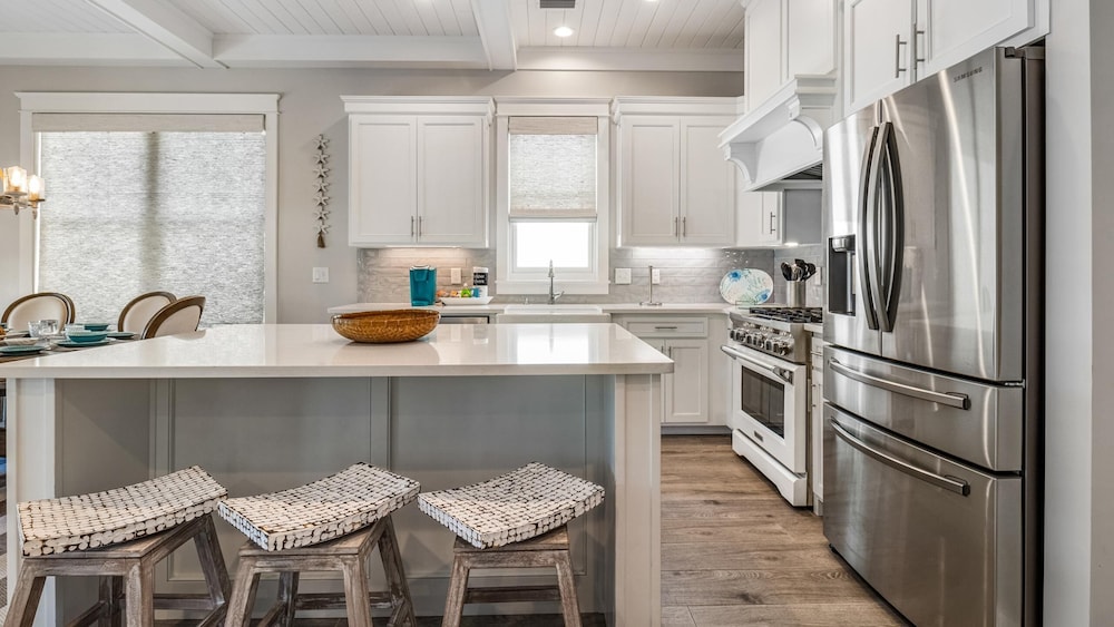 Beach Hangar by Southern Vacation Rentals