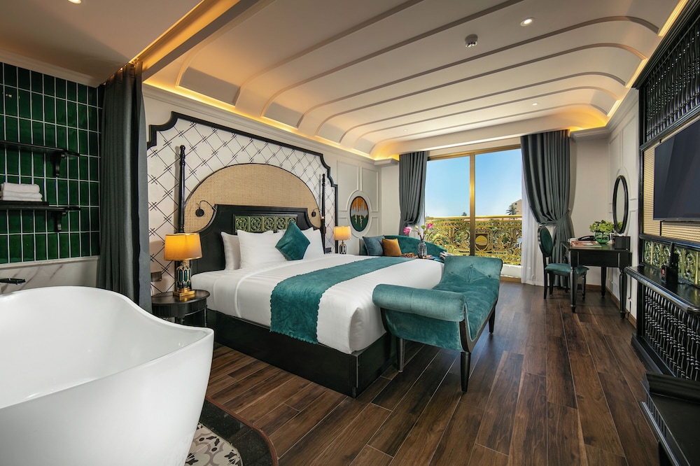 Grand Sunrise Palace Hoi An- A Luxury Indochine Hotel & Spa 44