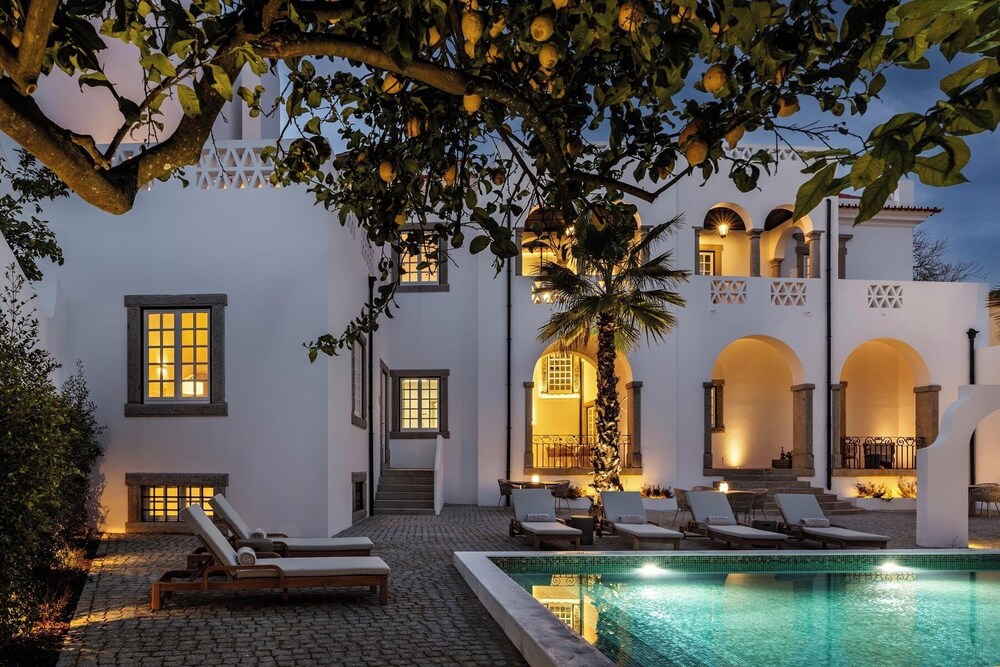 CICIOSO Boutique Hotel
