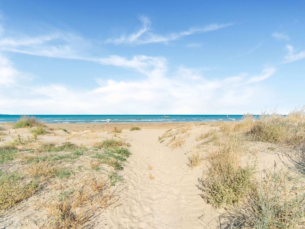 Restful Apartment in San Salvo near Sea Beach & City Center view 3