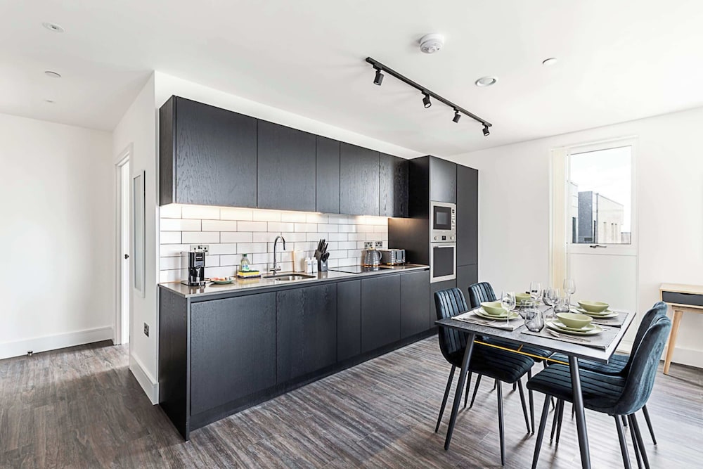 Luxurious West London Apartment
