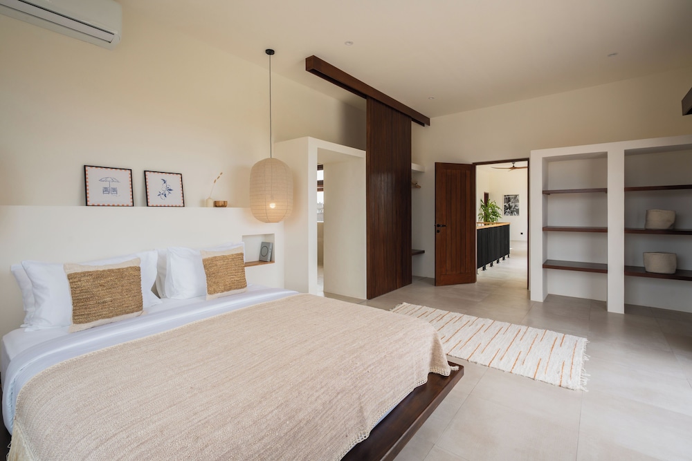 Rumah Tiha by Alfred in Bali