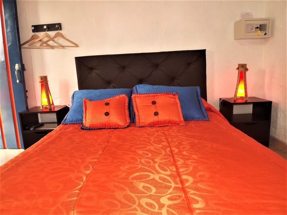 Hostal El Zorzal