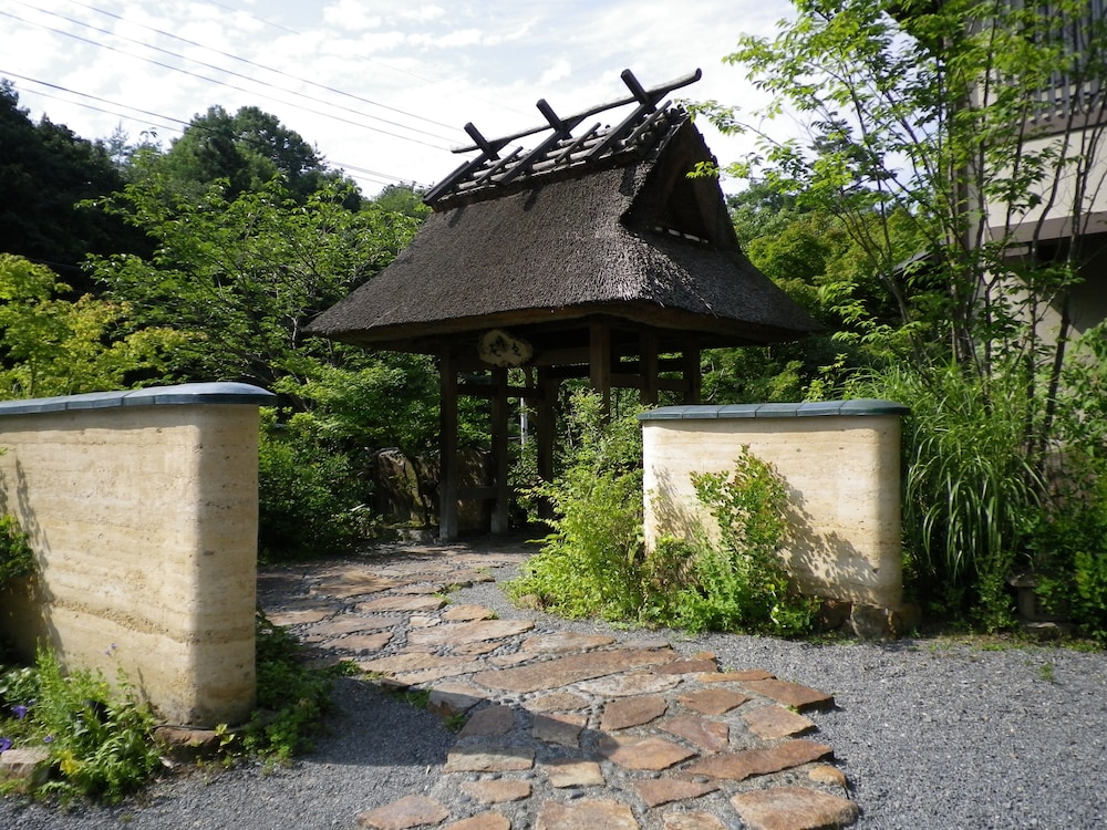 Photo 9