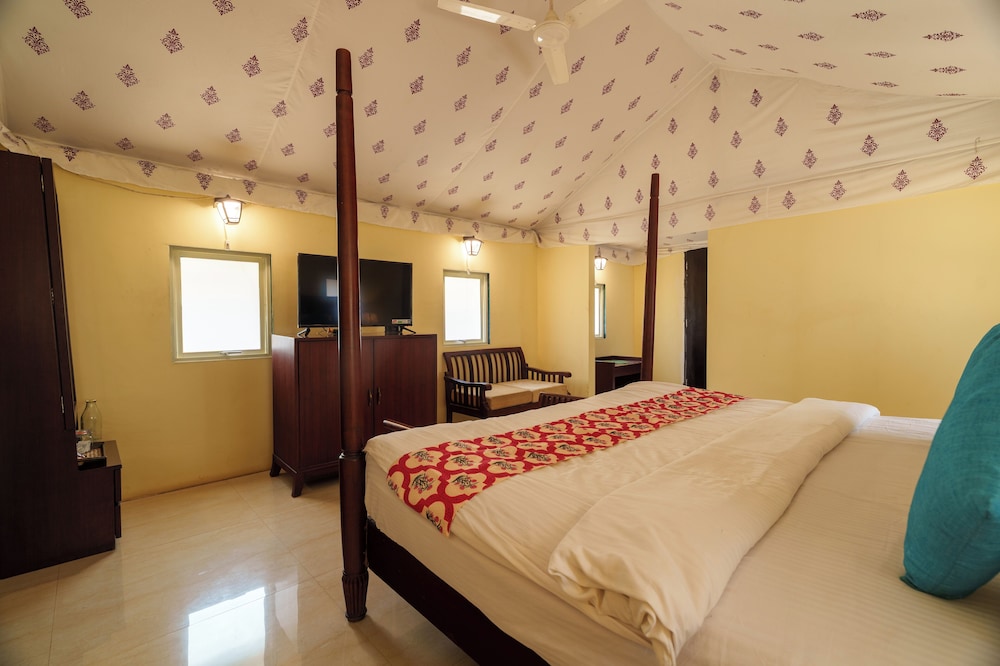 Alaya Stays Nehamrit Glamping Cottage