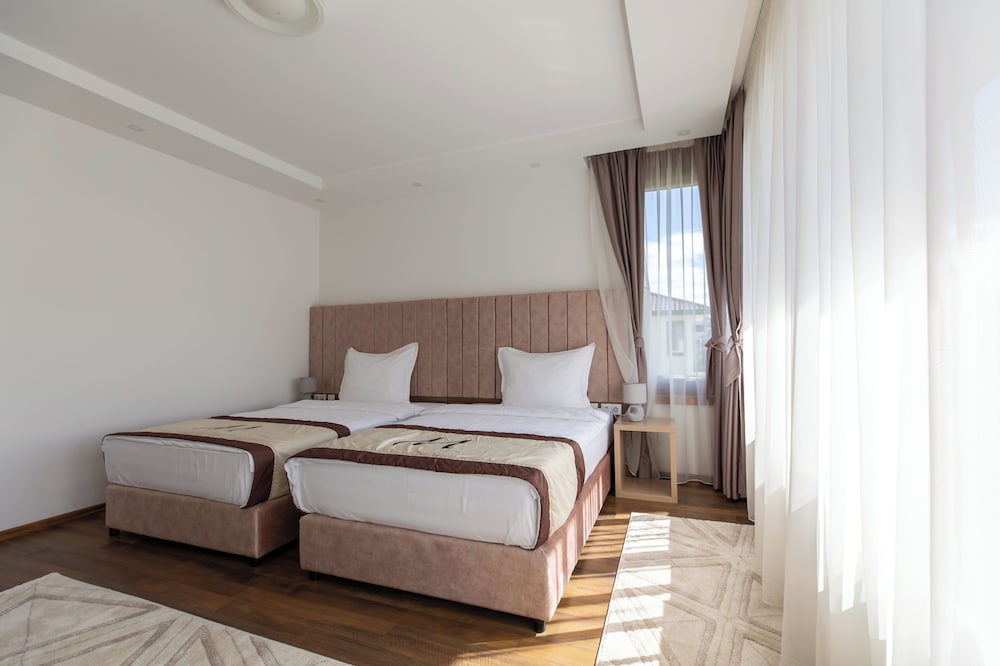 Malak Resort