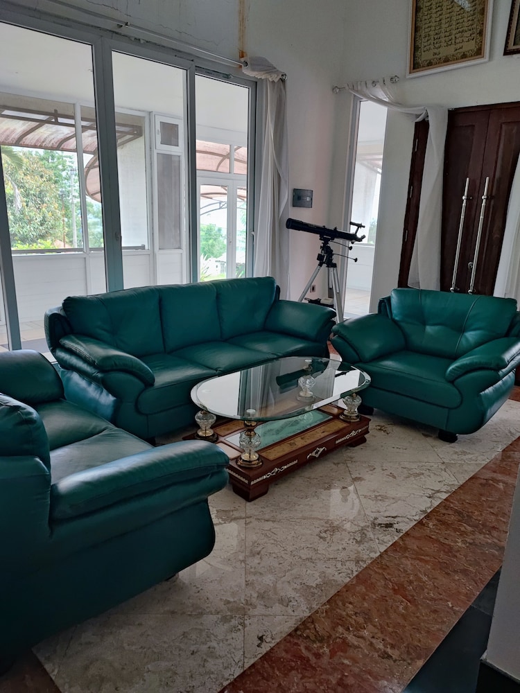Villa Nadhira Syariah