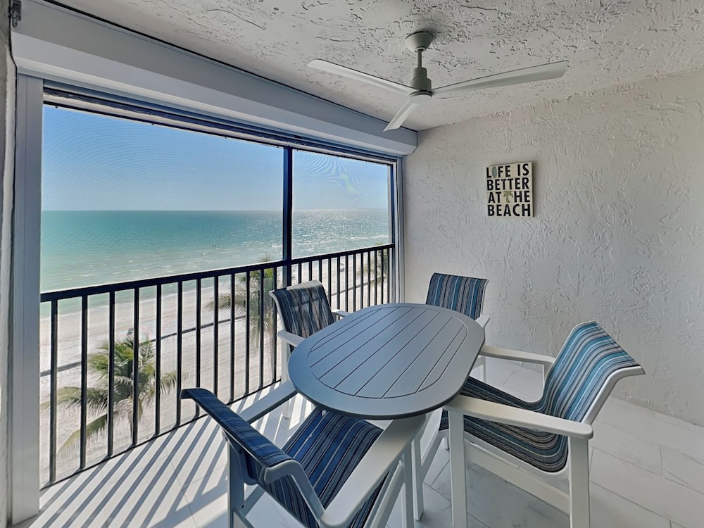 Seaside 5 by Distinctive Beach Rentals