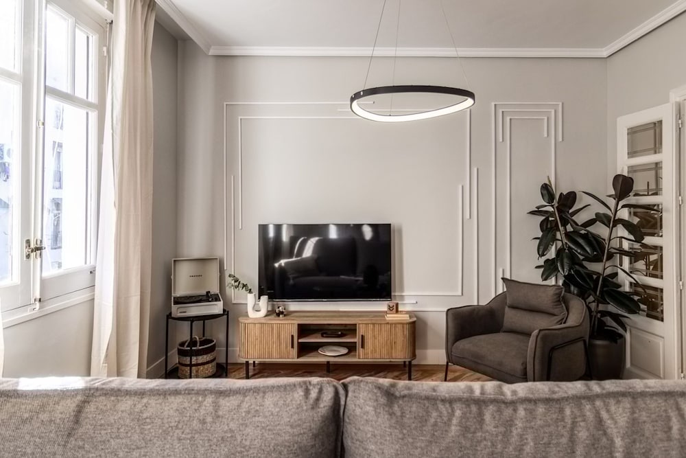 Atazar - 3 Bedroom in Recoletos