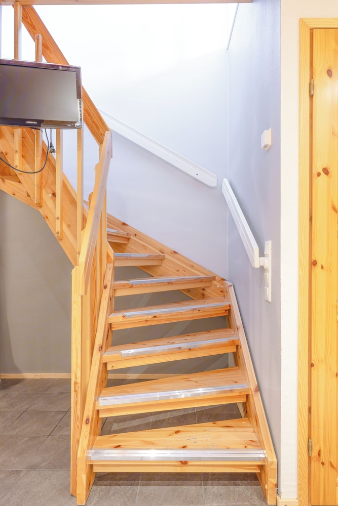 Spacious 3BR Apt. with Sauna