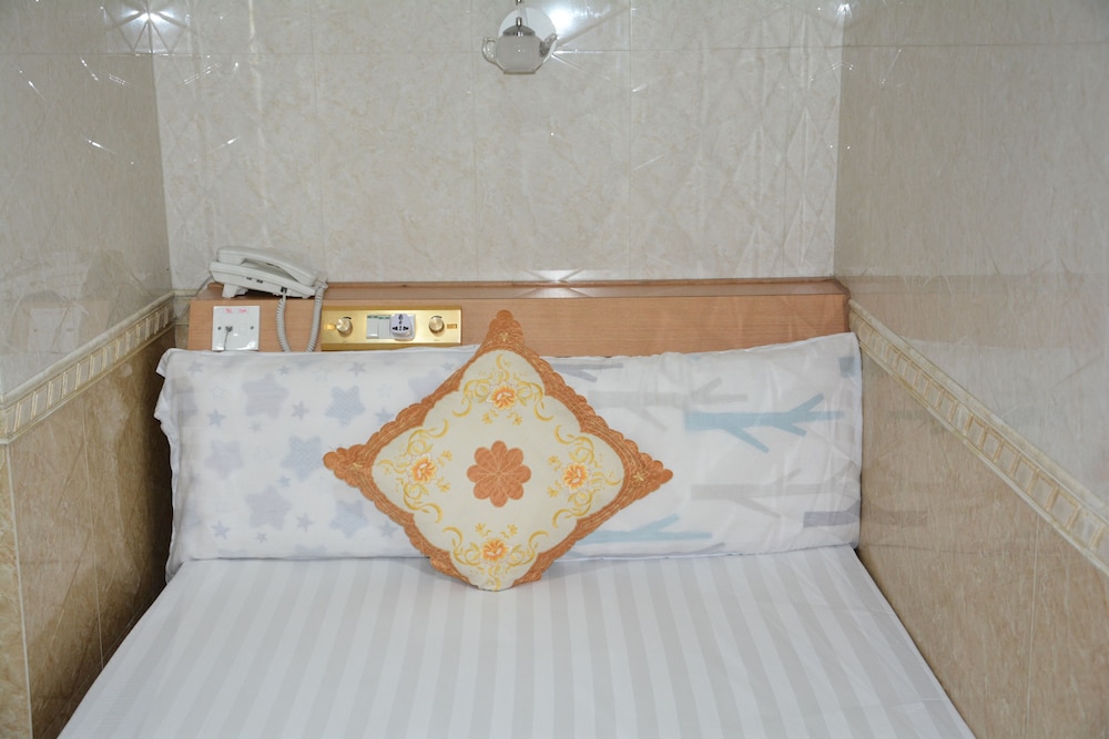 Everest Guest House