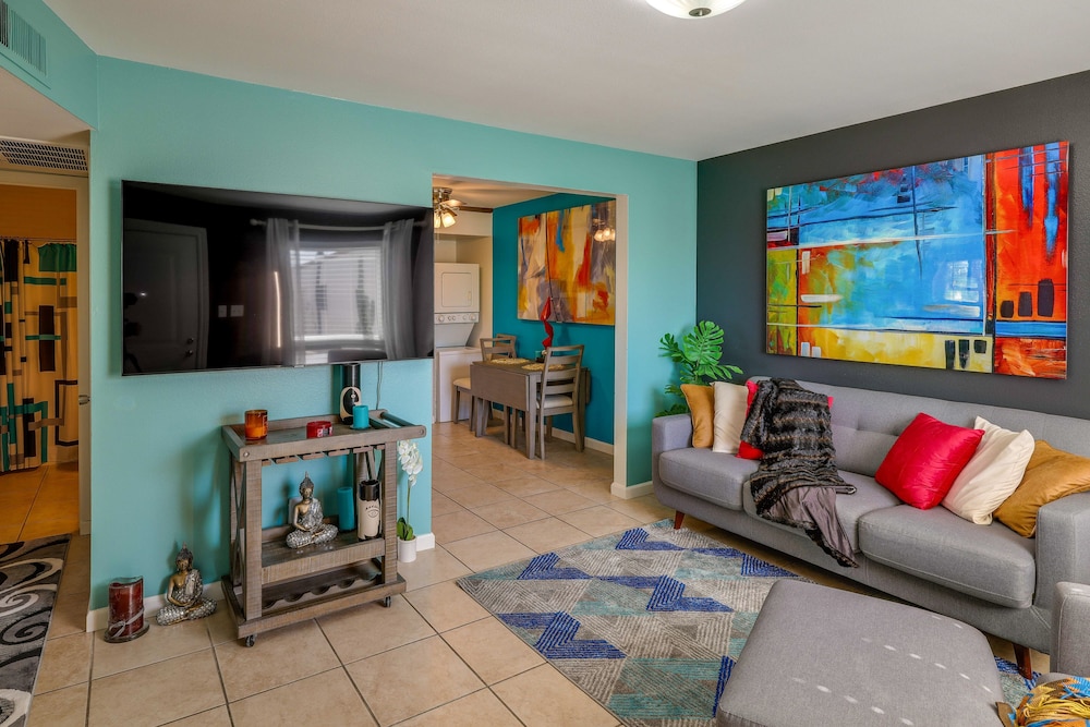 Scottsdale Condo w/ Community Pool Access! - Property Image 11