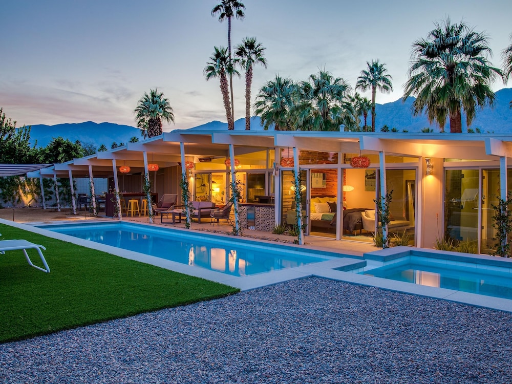 Palm Springs Vacations - West Elm House 2017: The Alexander - Property Image 46