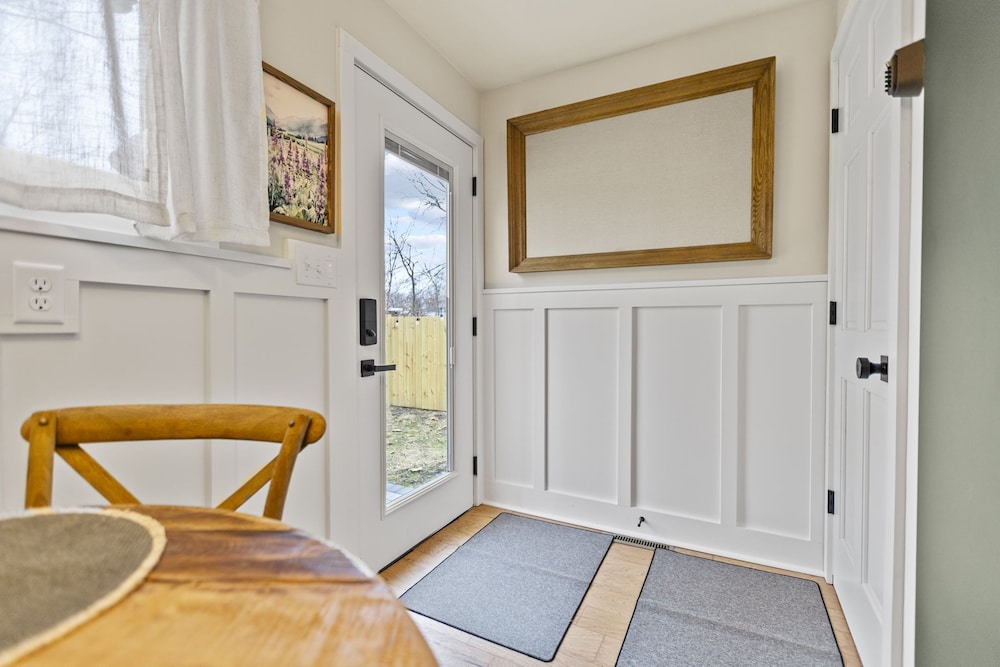 Abode 81 in Newark
