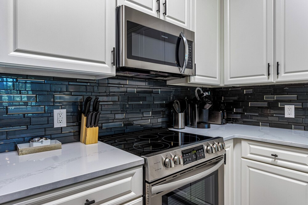 Peninsula Golf Club - The Links #B203 by Southern Vacation Rentals