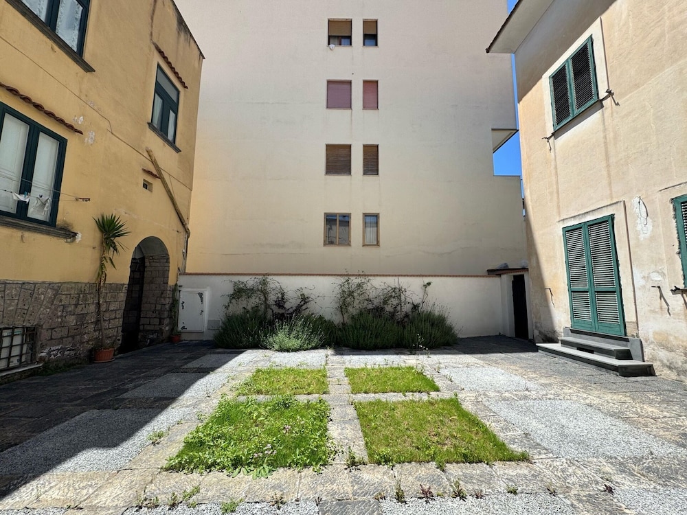 YourHome - Chiara's Apartment Sorrento 2