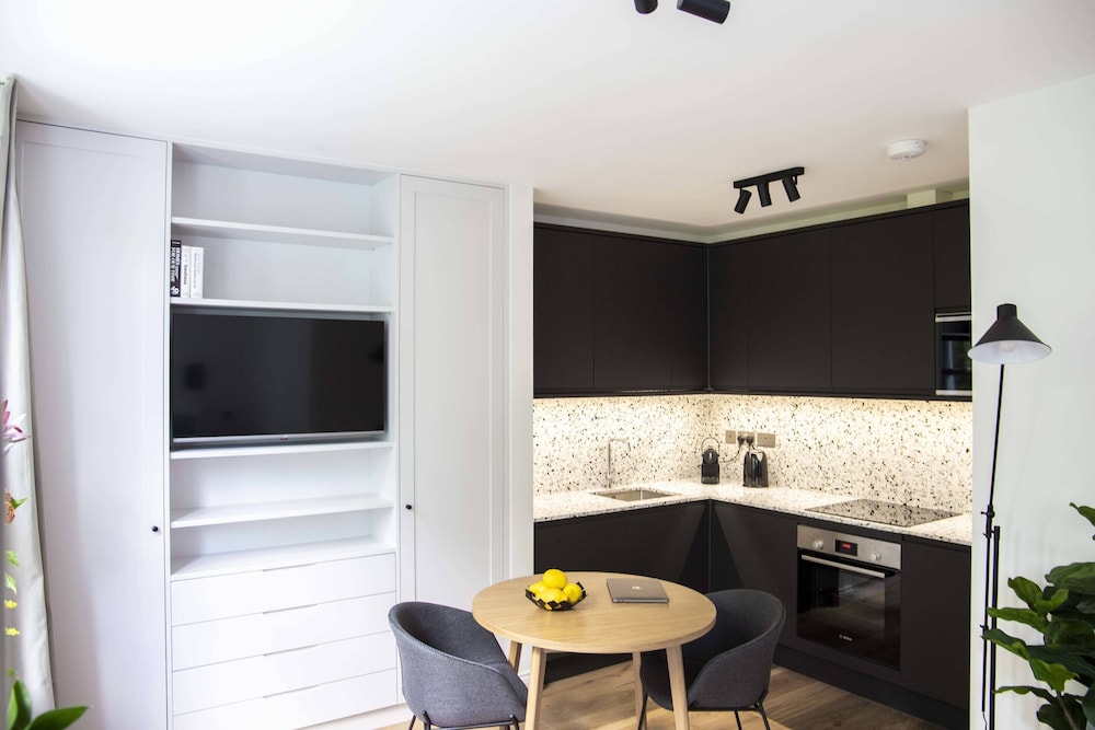 Coleherne Road Residence VIII