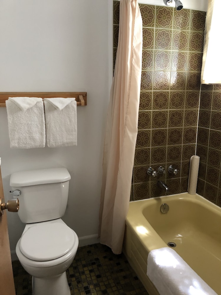 Auberge La Coudriere-Cool Hotel
